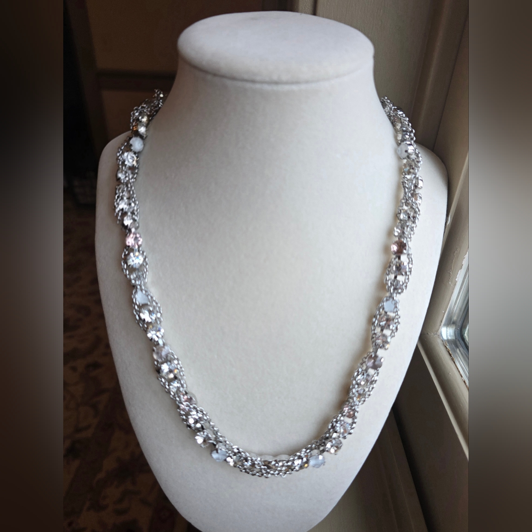 Nwt- Sorrelli Silver Tone Crystal Statement Necklace
